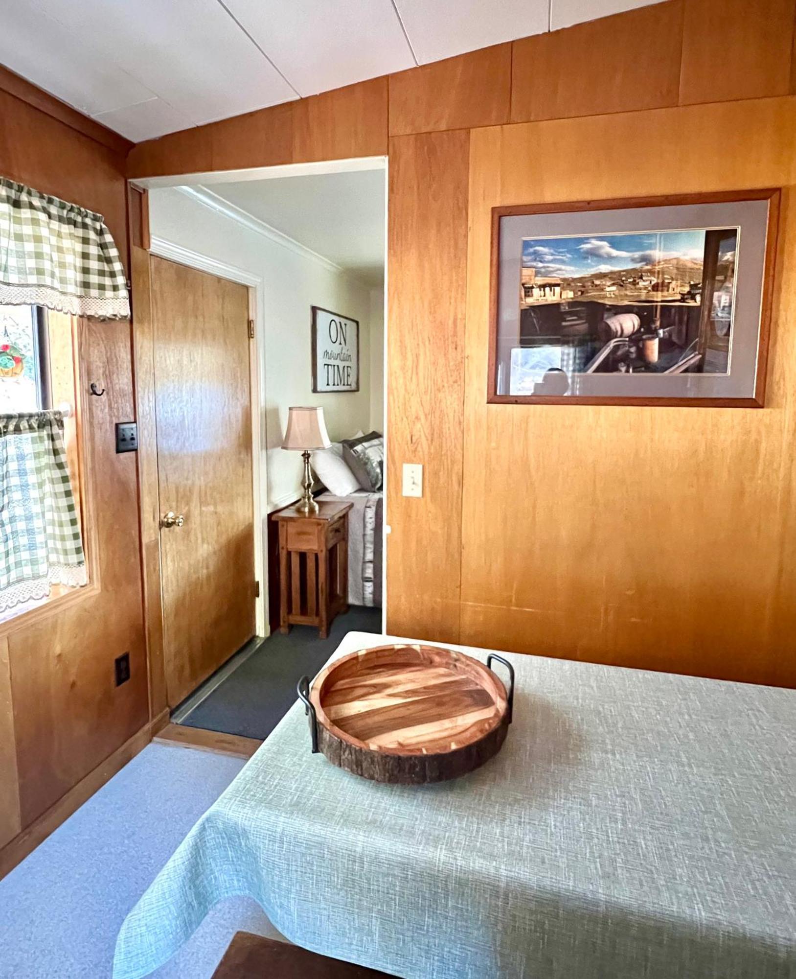 Willow Springs Resort 브리지포트 외부 사진